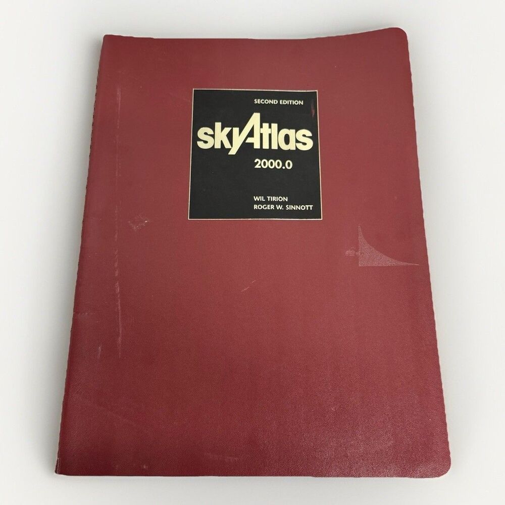 Sky Atlas 2000.0, 2nd Deluxe Version Spiral-bound by Wil Tirion, Roger Sinnott